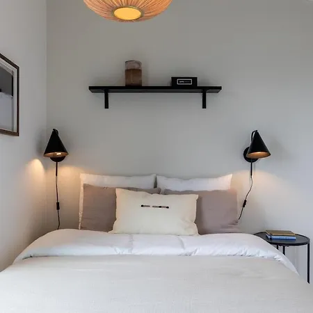 Stylish 3-bedroom Апартаменты Копенгаген